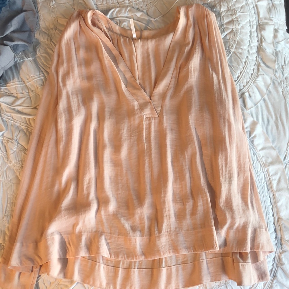 Free People peach flowy tank